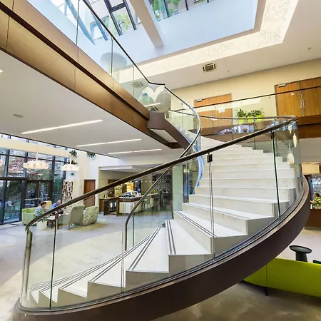 首府广场酒店 4*