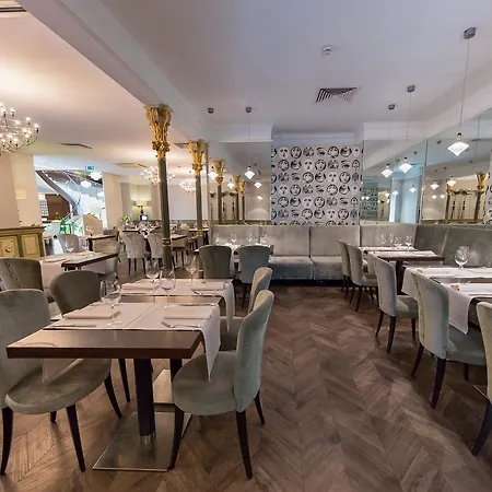 酒店 首府广场酒店