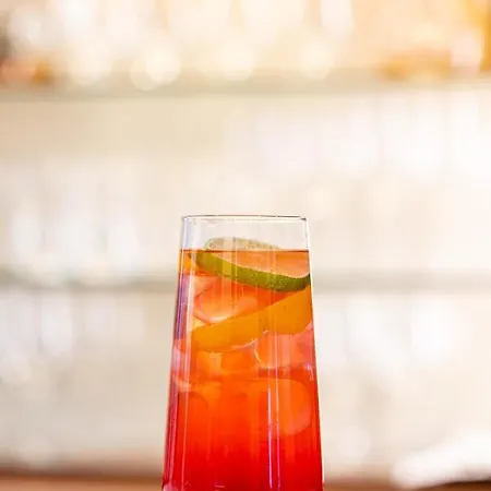 首府广场酒店 4*