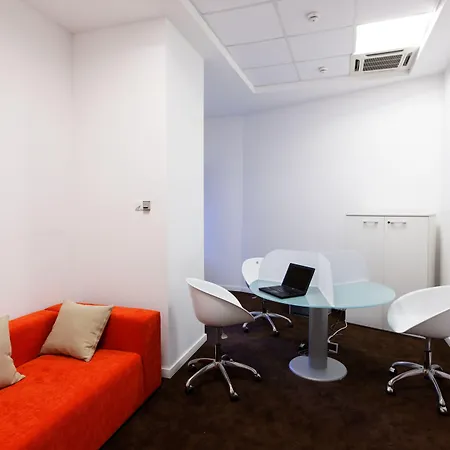 Hotel Capital Plaza 4*