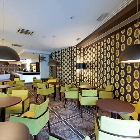 Capital Plaza Otel 4*