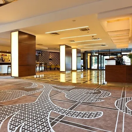 Otel Capital Plaza