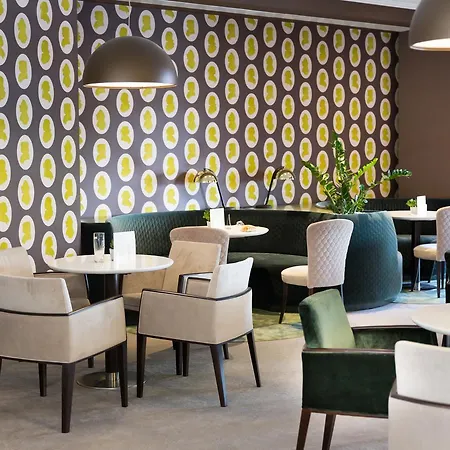 Capital Plaza Otel 4*