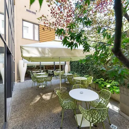 Otel Capital Plaza Bükreş