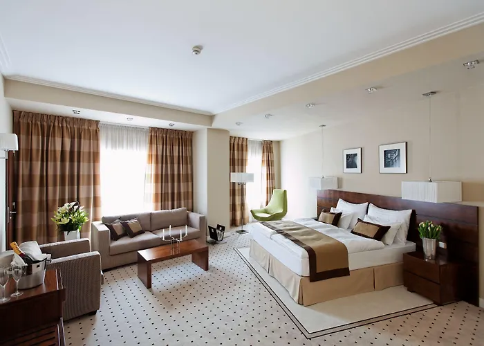 Capital Plaza 4* Boekarest