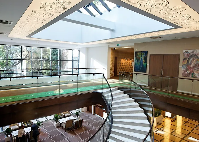 Capital Plaza 4* Boekarest