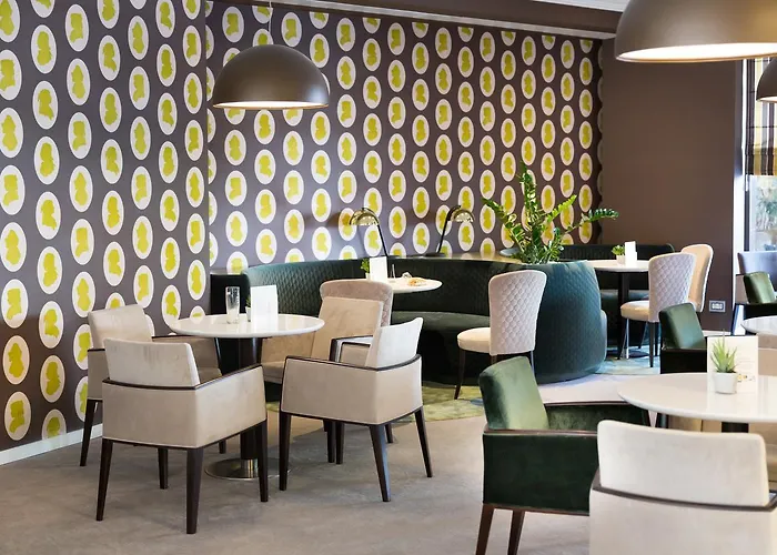 Capital Plaza Otel 4*