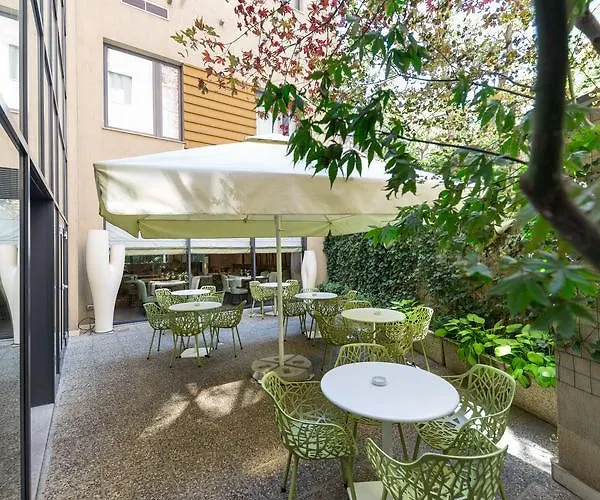 Hotel Capital Plaza Boekarest