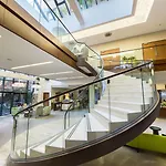 Capital Plaza 4*