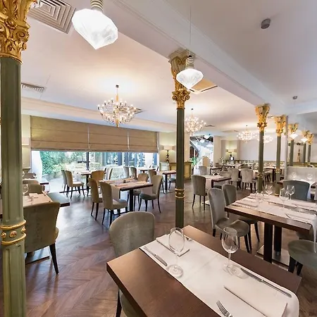 Capital Plaza 4* Bucharest
