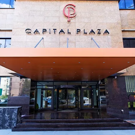 Capital Plaza 4*