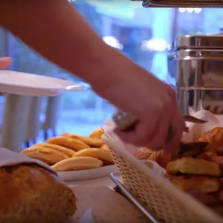 Capital Plaza ホテル 4*