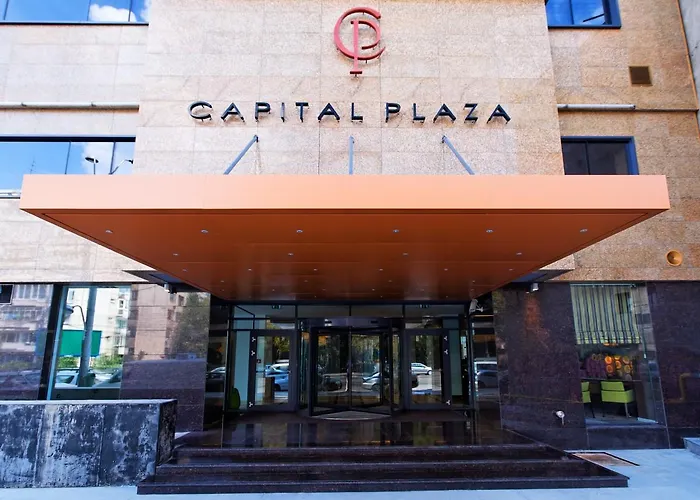 Capital Plaza 4*