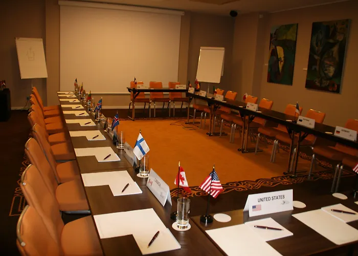 Ξενοδοχείο Capital Plaza