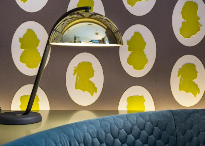 Capital Plaza Ξενοδοχείο 4*