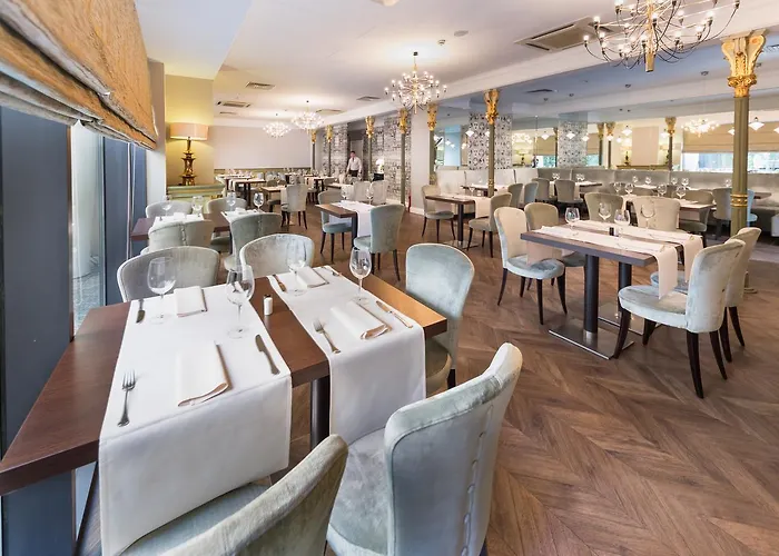 Ξενοδοχείο Capital Plaza