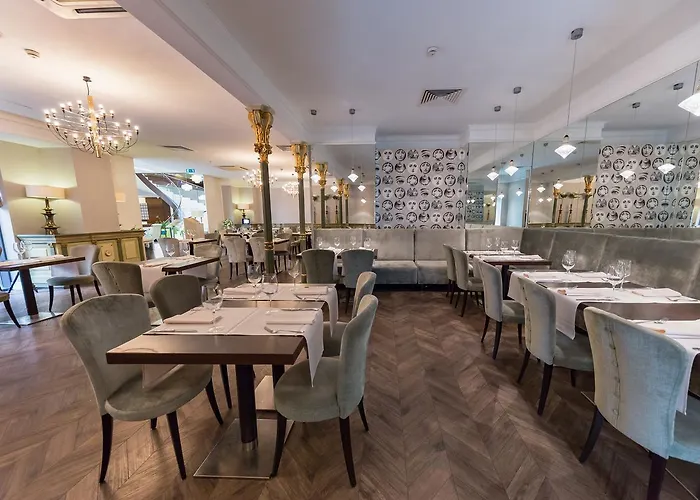 Ξενοδοχείο Capital Plaza