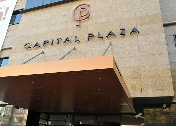 Capital Plaza 4*